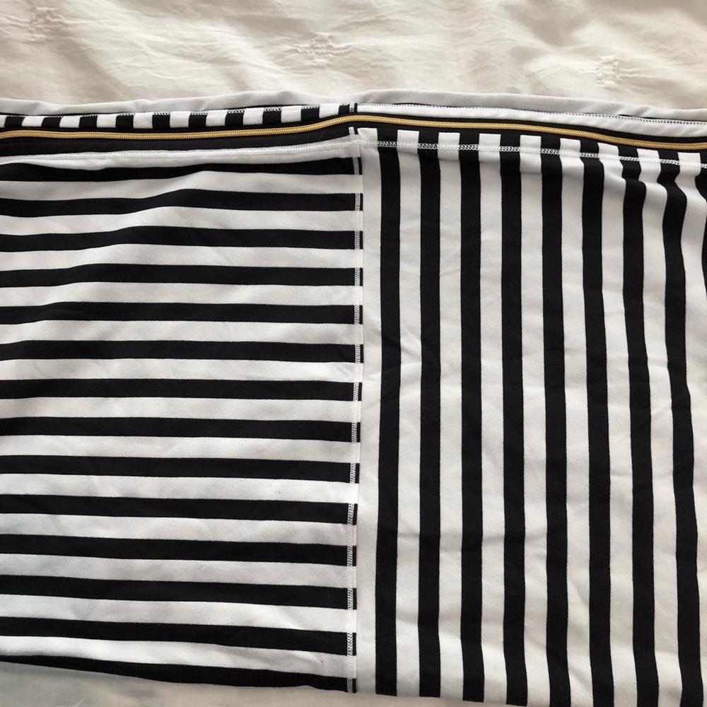 Lululemon Vinyasa scarf OS.